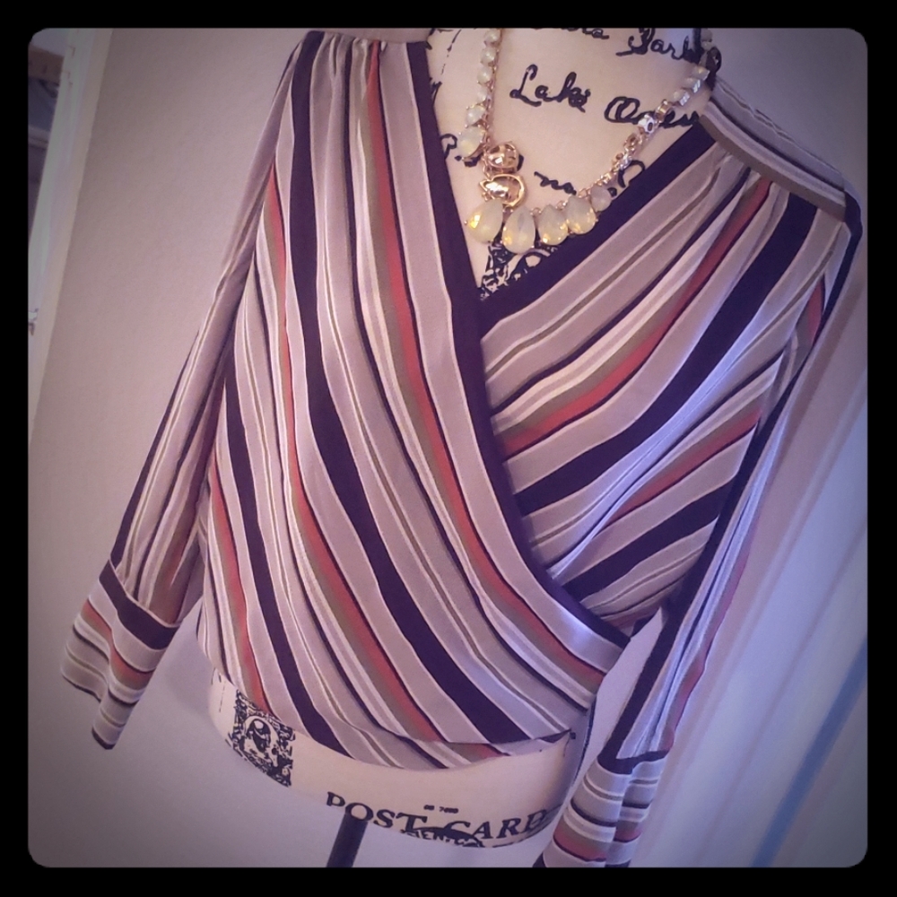 Monteau Wrap blouse
